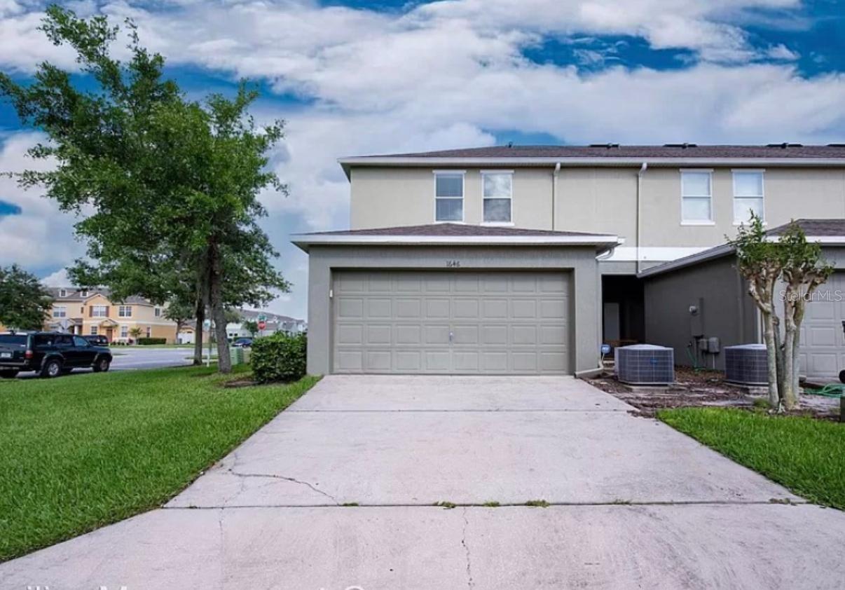 1646 J LAWSON BLVD — photo 3