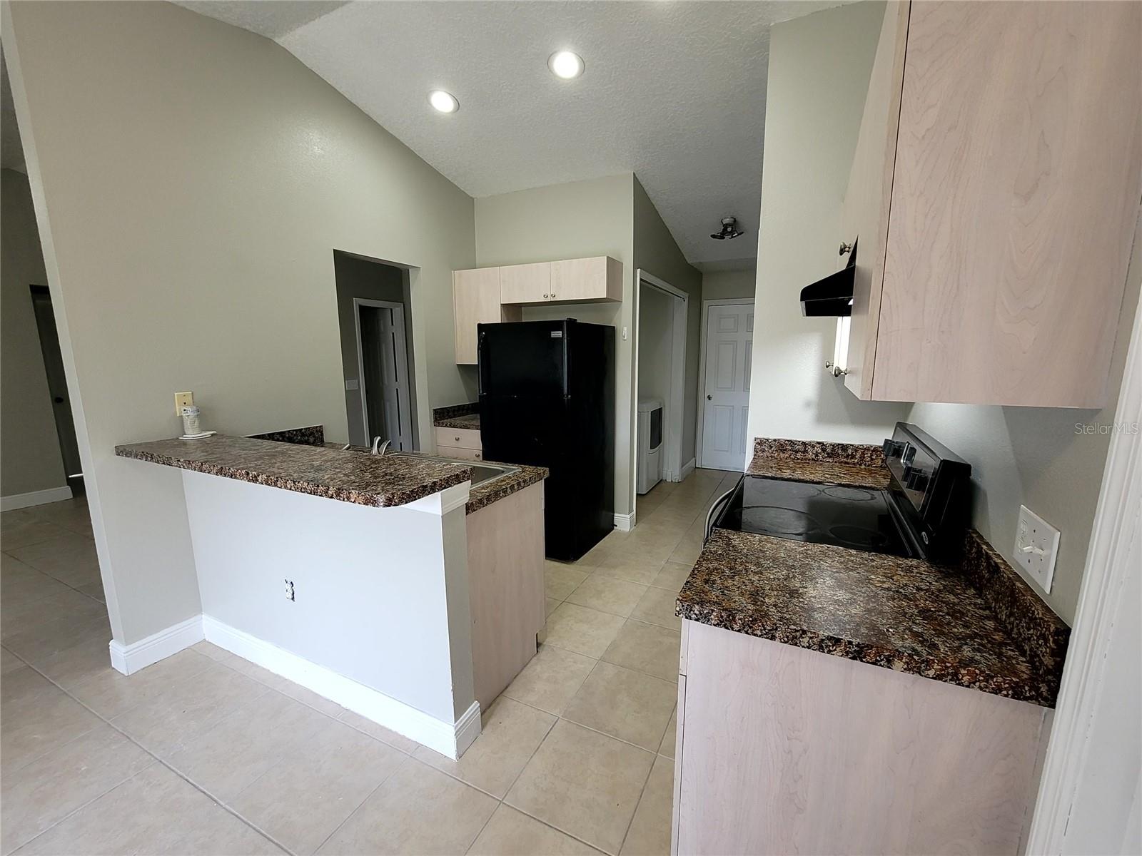 705 CARIBOU DR — photo 6