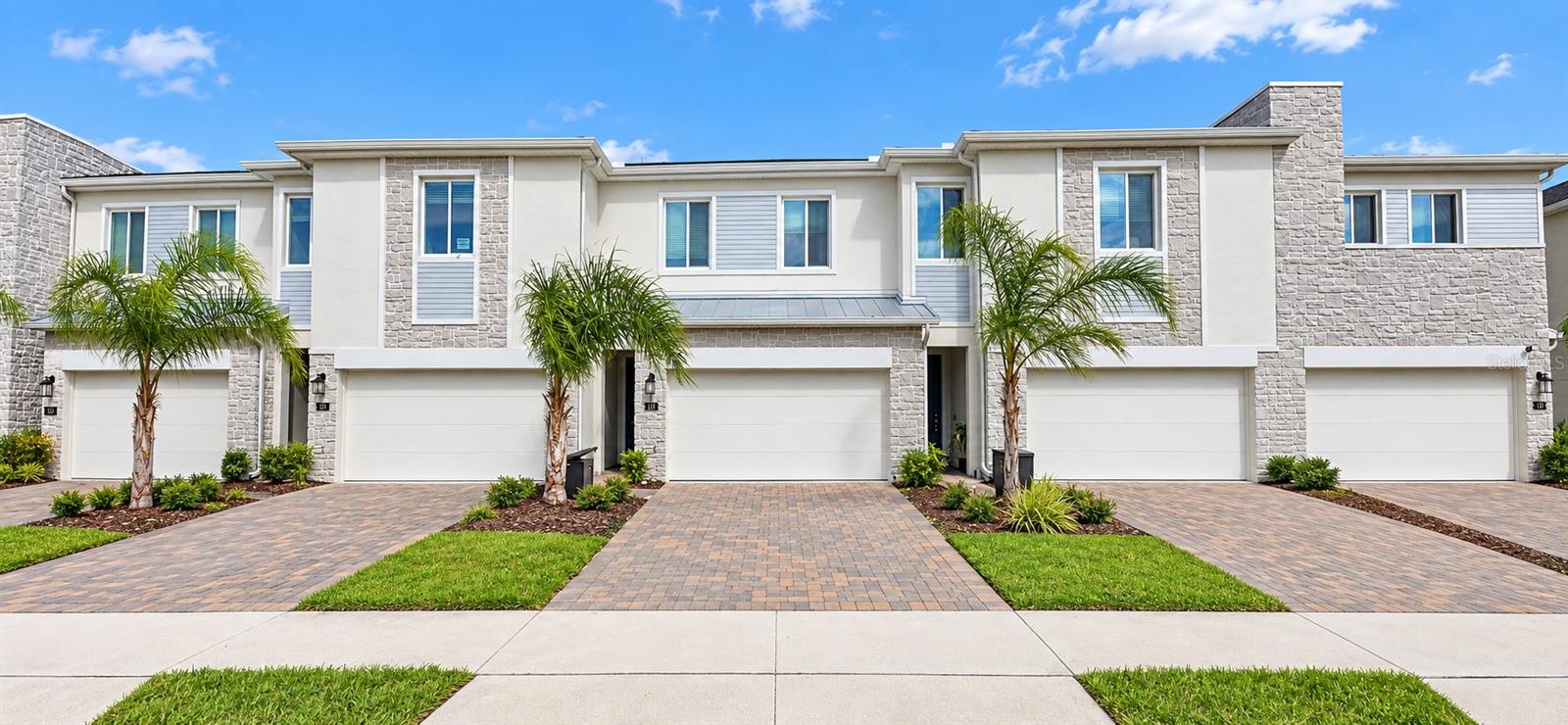 161 NINE IRON DR