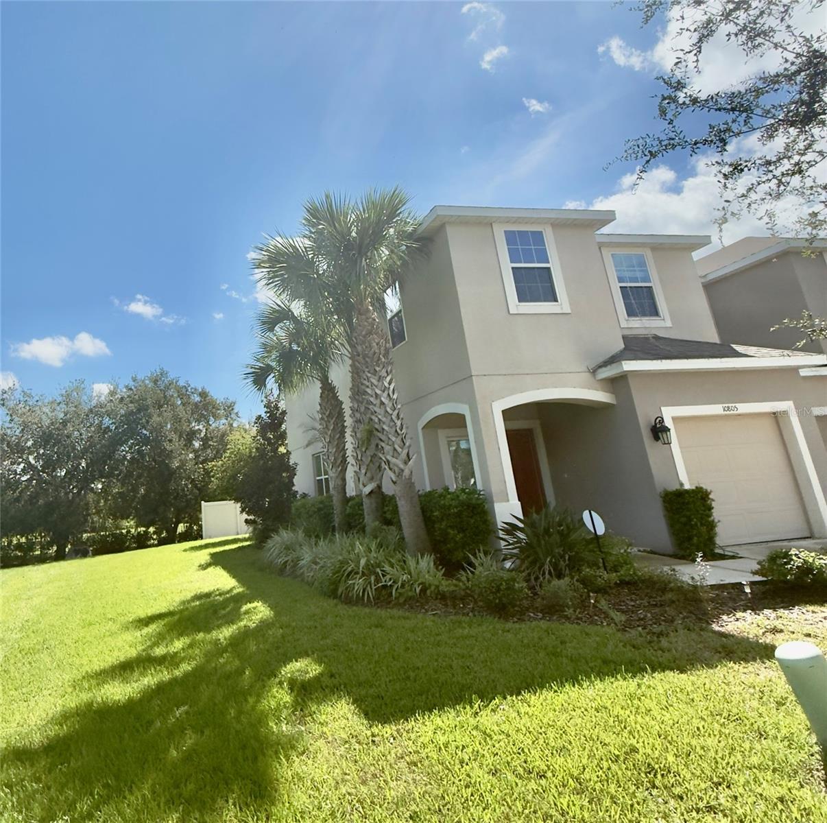 10805 WYNE TREE CT — photo 2