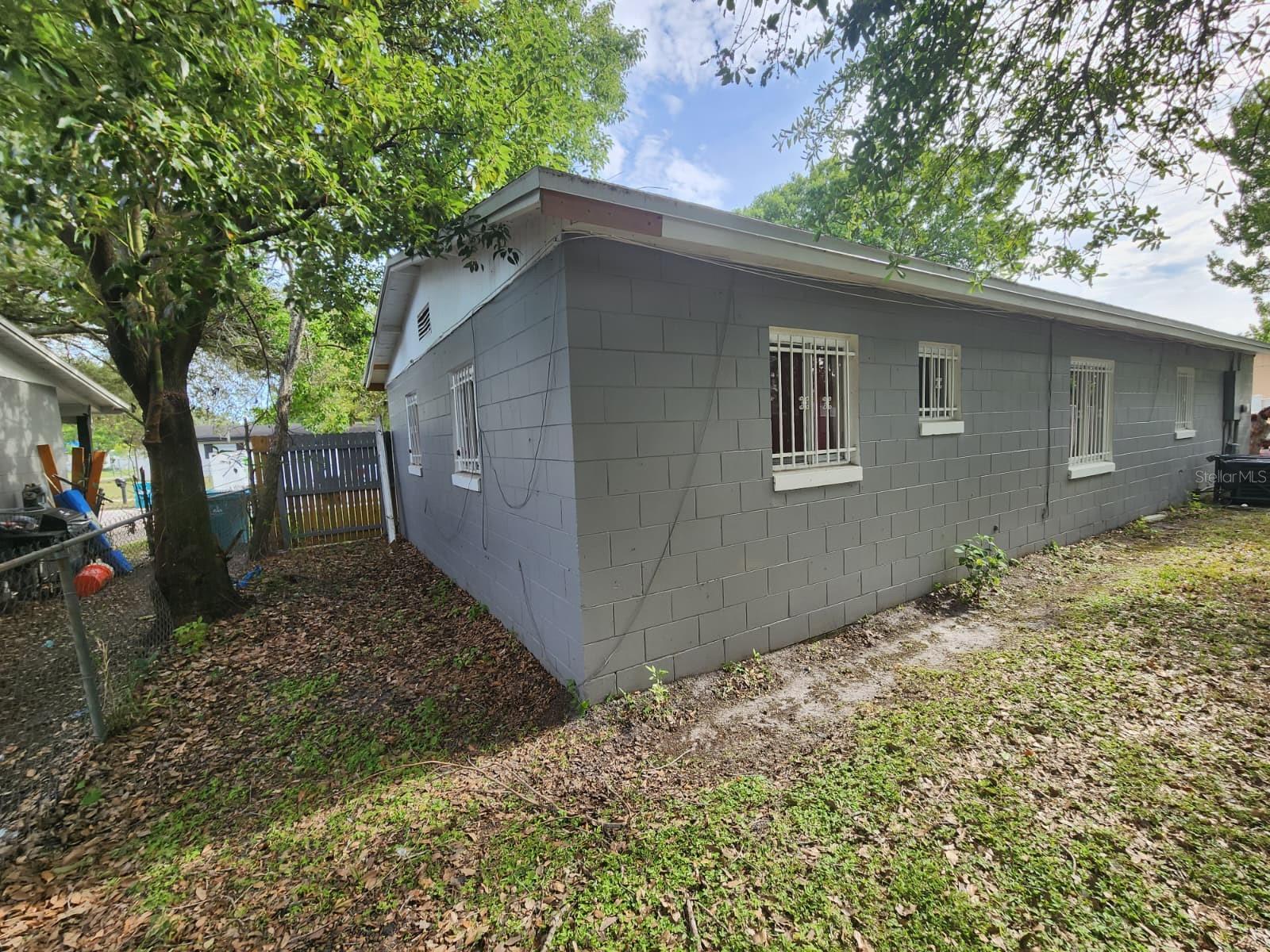5394 BOTANY CT — photo 2