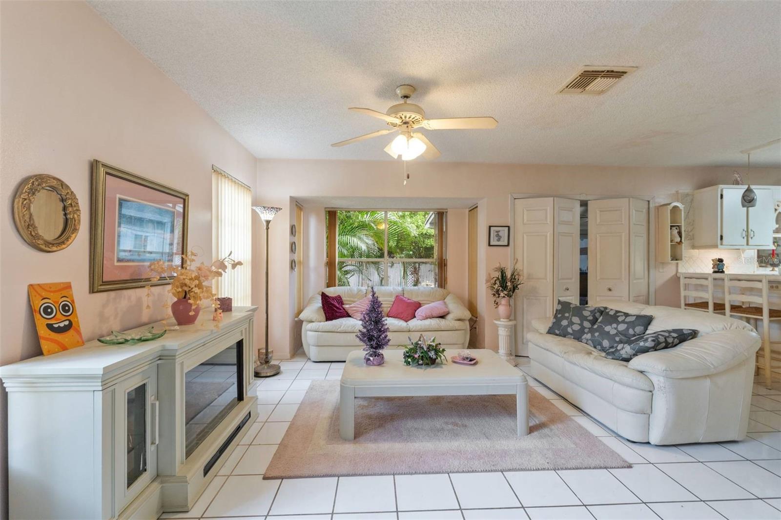 1208 CITRUS OAKS AVE — photo 2
