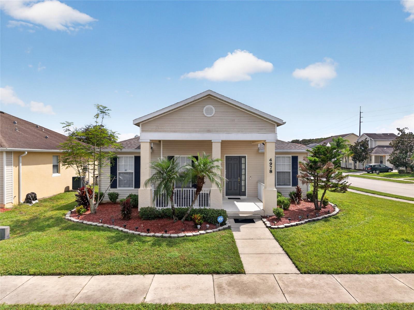 4978 PALL MALL ST W — photo 2