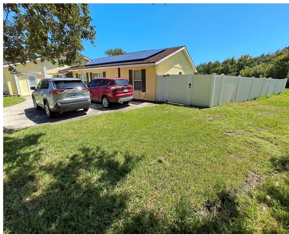28 CHIP CT — photo 2