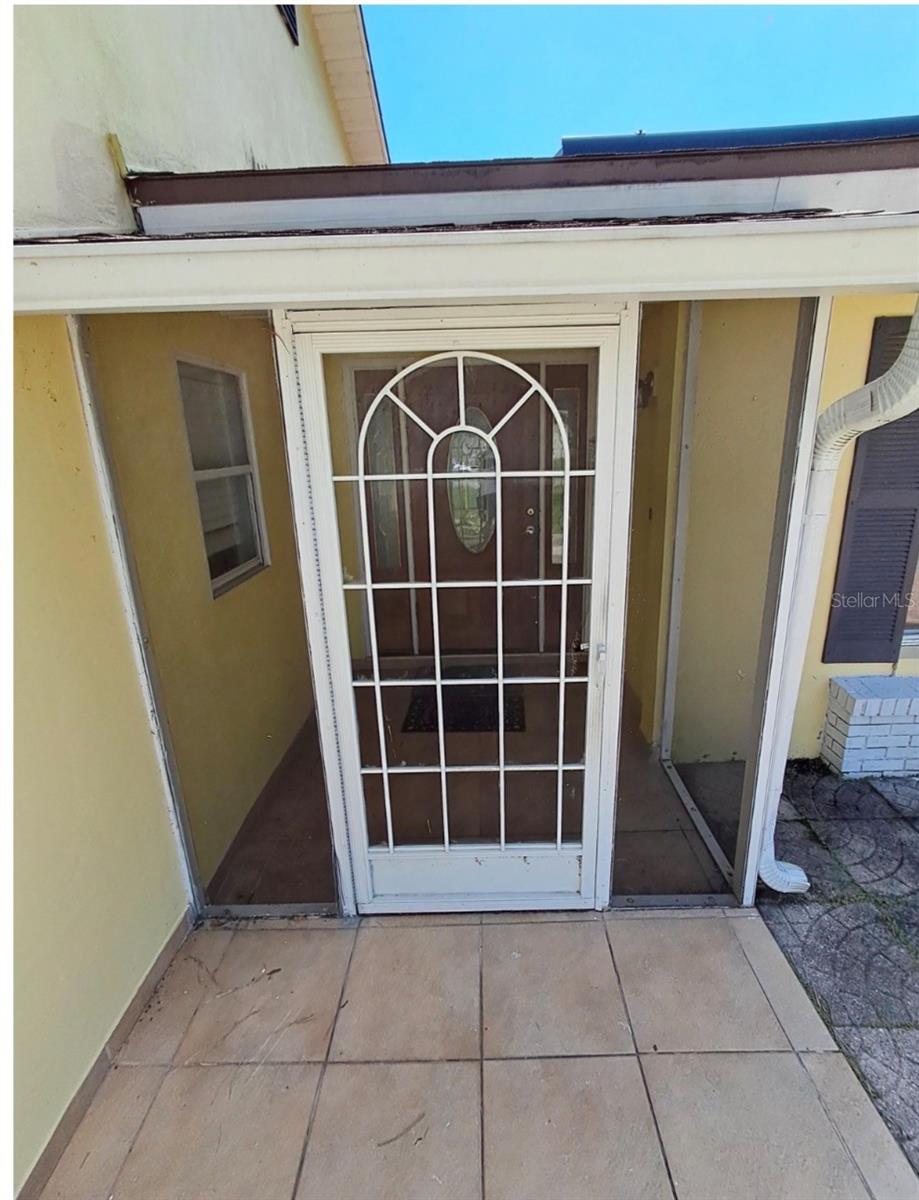 28 CHIP CT — photo 3
