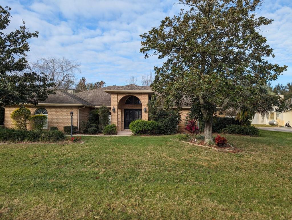 72 SPRING LAKE DR — photo 2