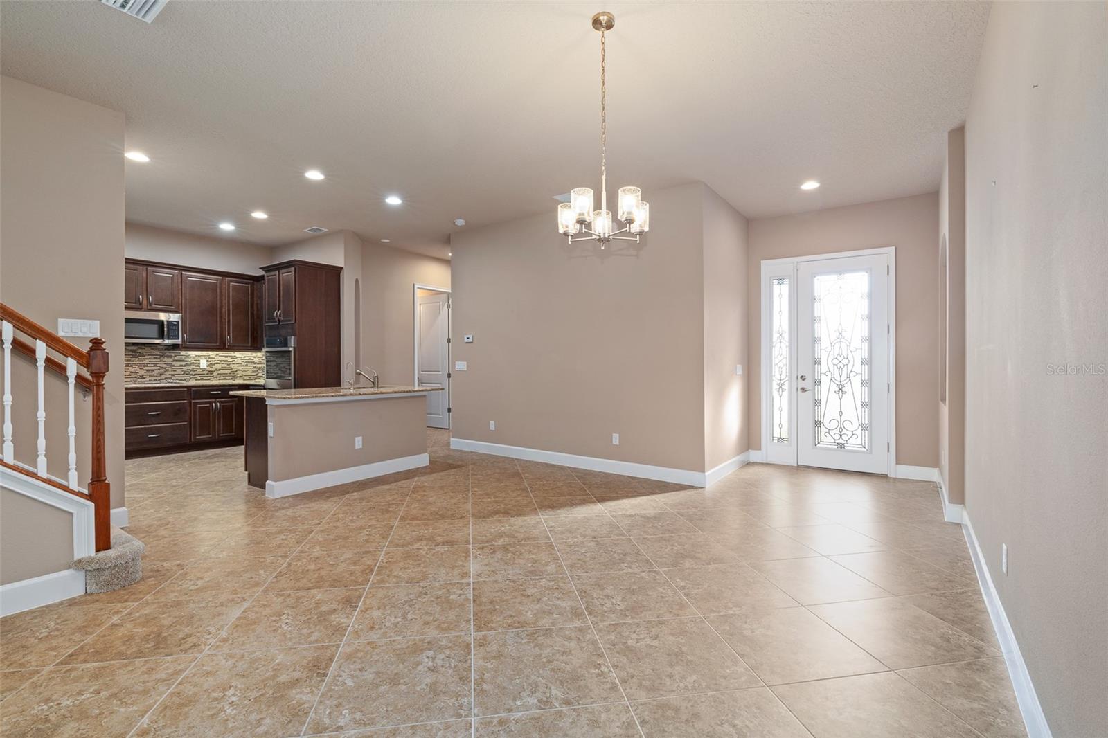 829 PINEWOOD DR — photo 7
