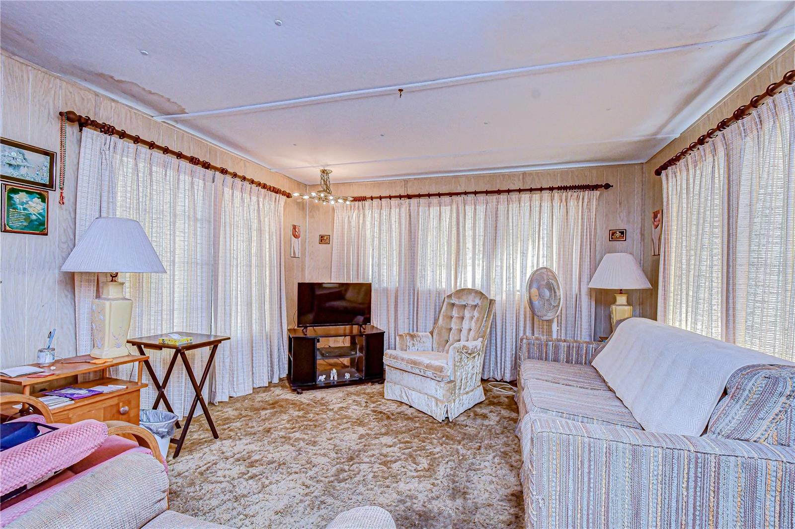 37427 HAMMOND DR — photo 10