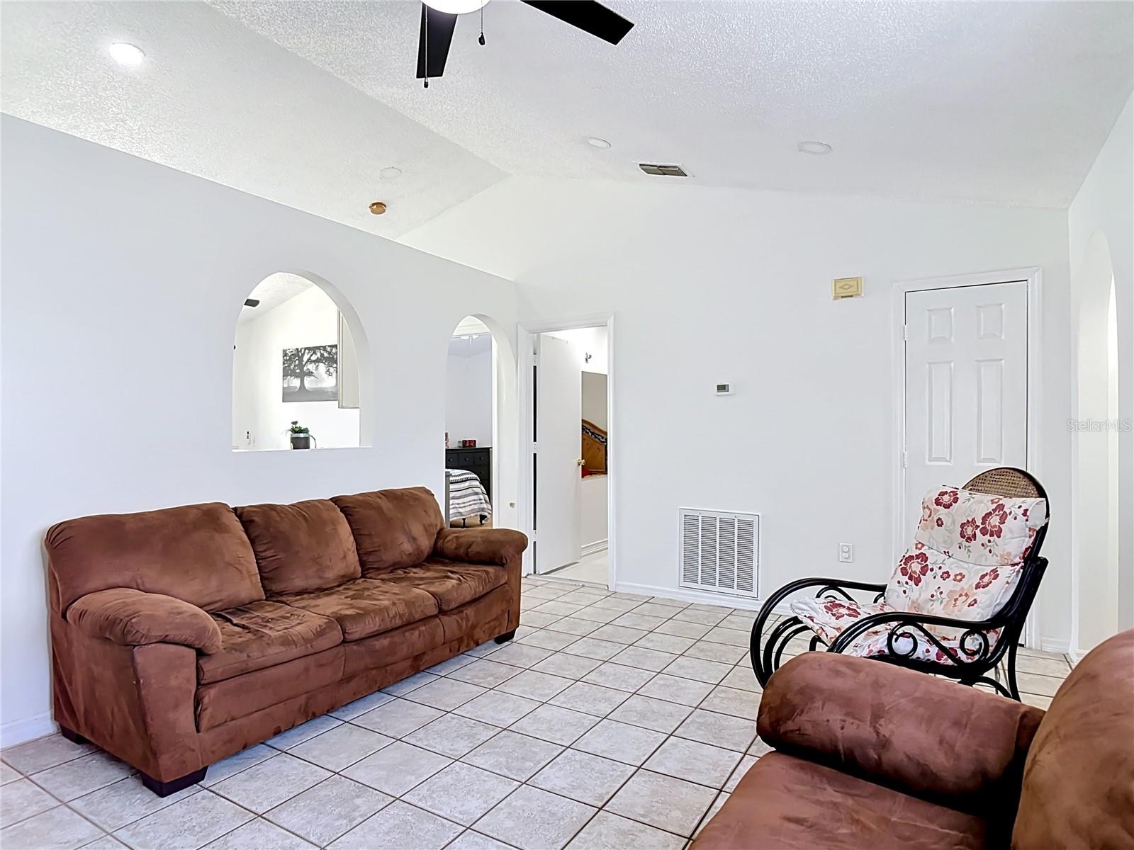 1473 PURITAN ST — photo 7