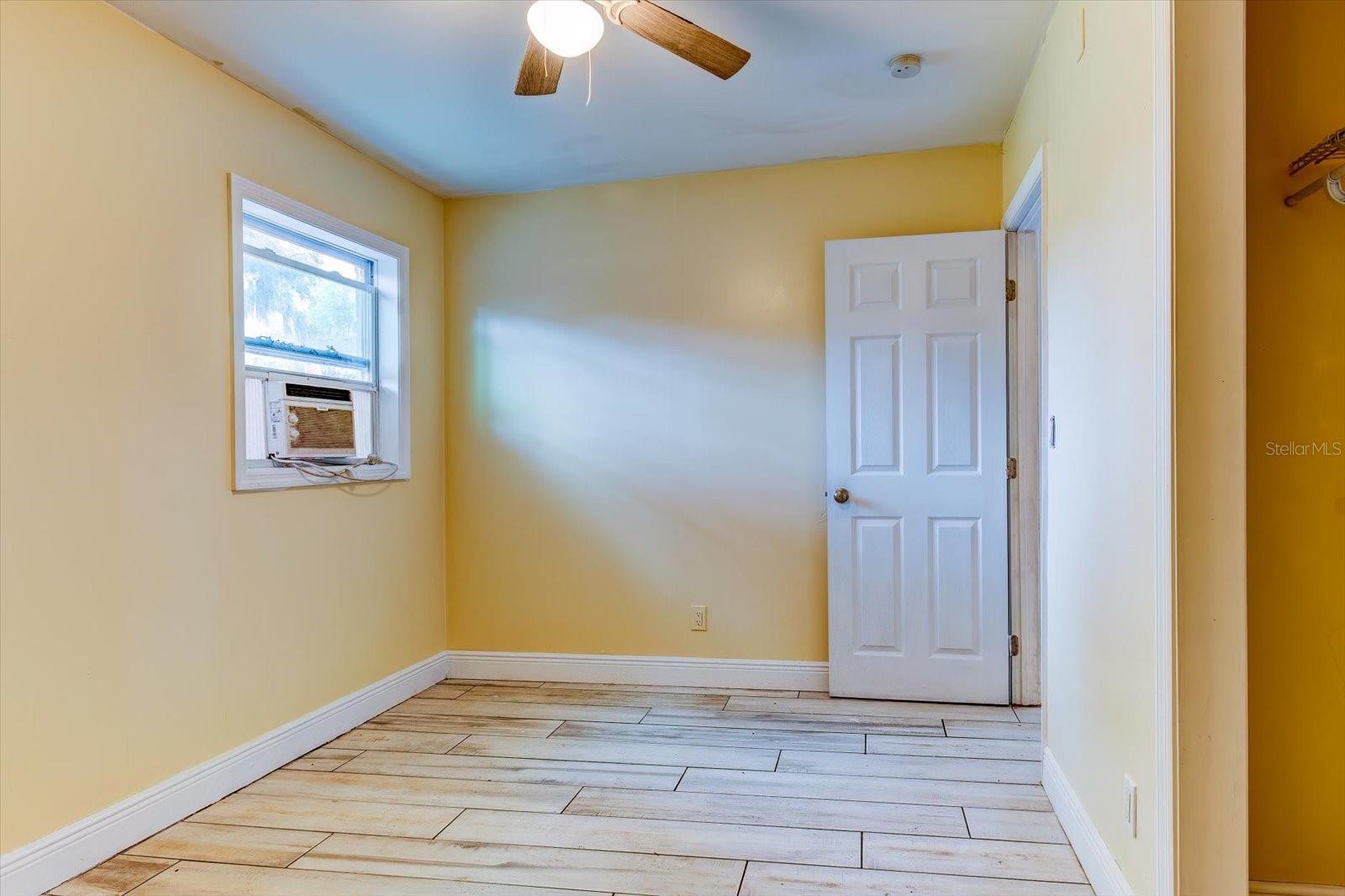 113 FRAN DR — photo 10