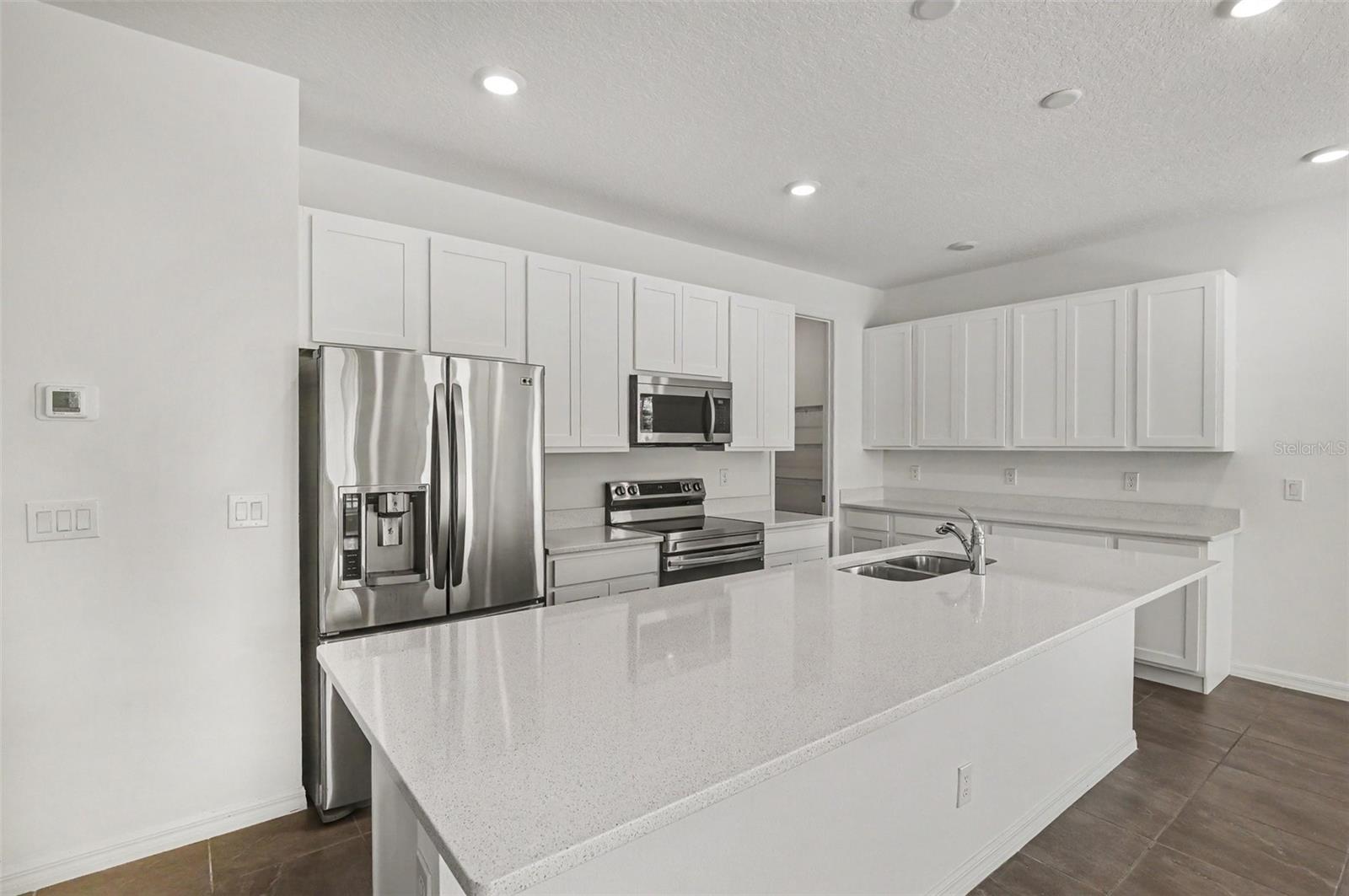 1034 ALABASTER WAY — photo 3