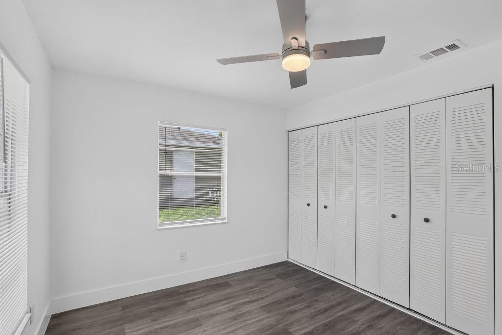 1013 SULLIVAN ST — photo 9