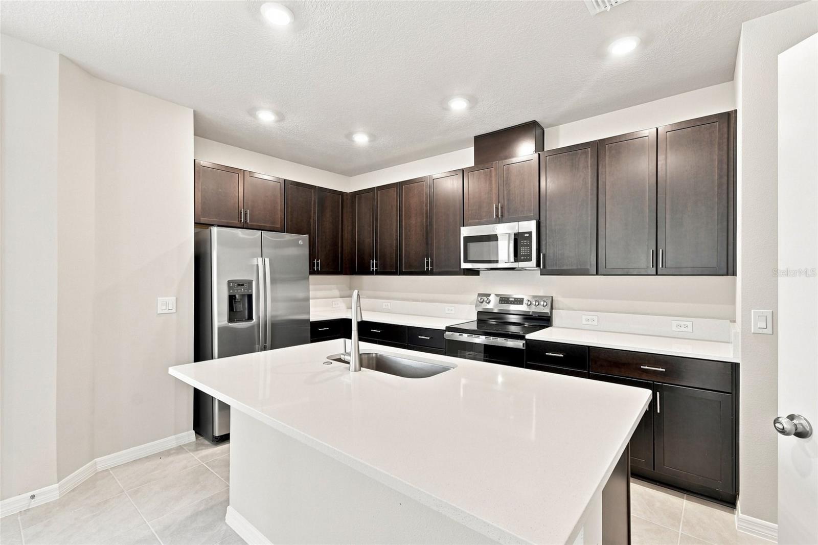 1132 WILD CREST LN — photo 2