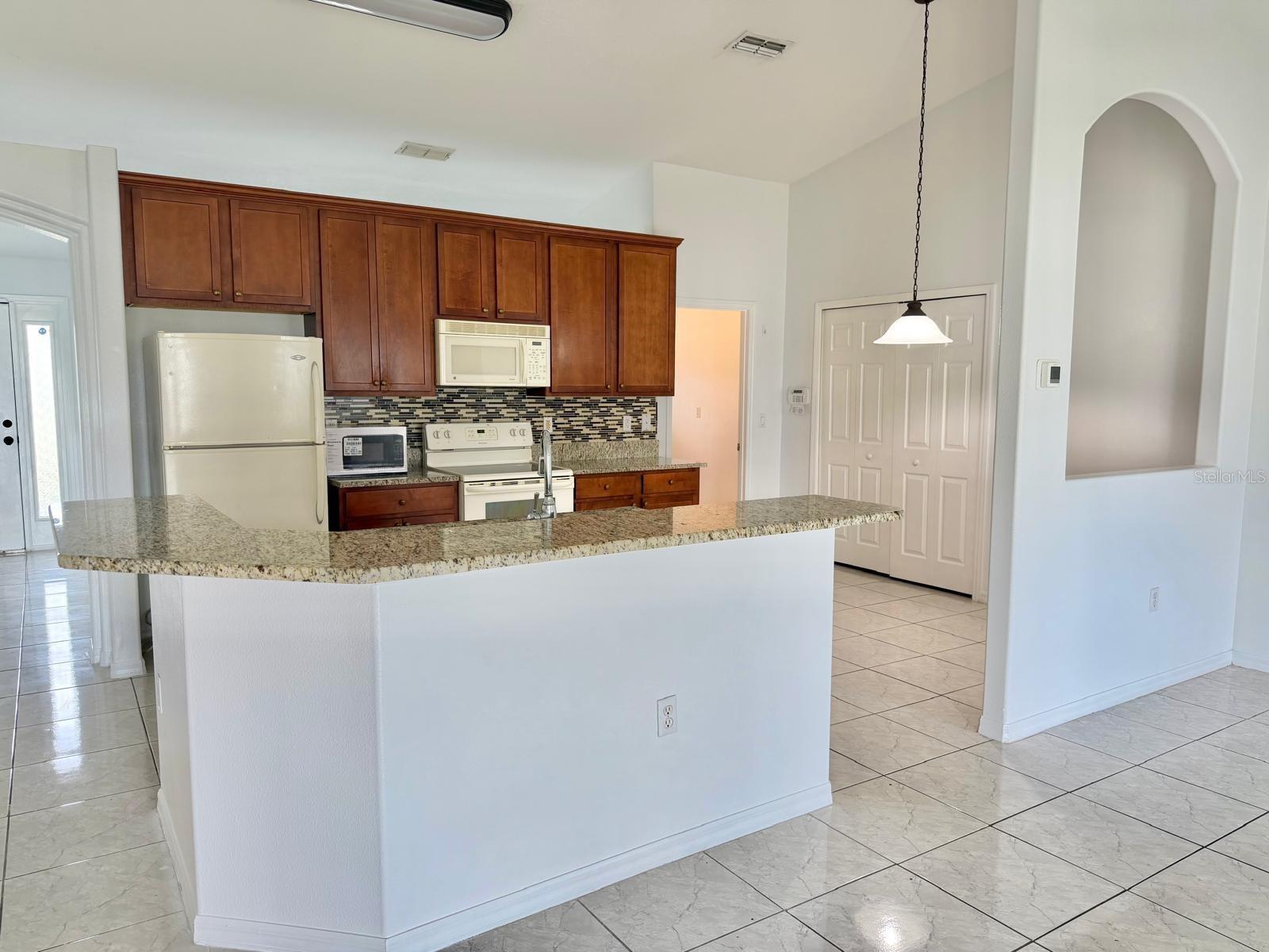 3264 DELTONA BLVD — photo 4