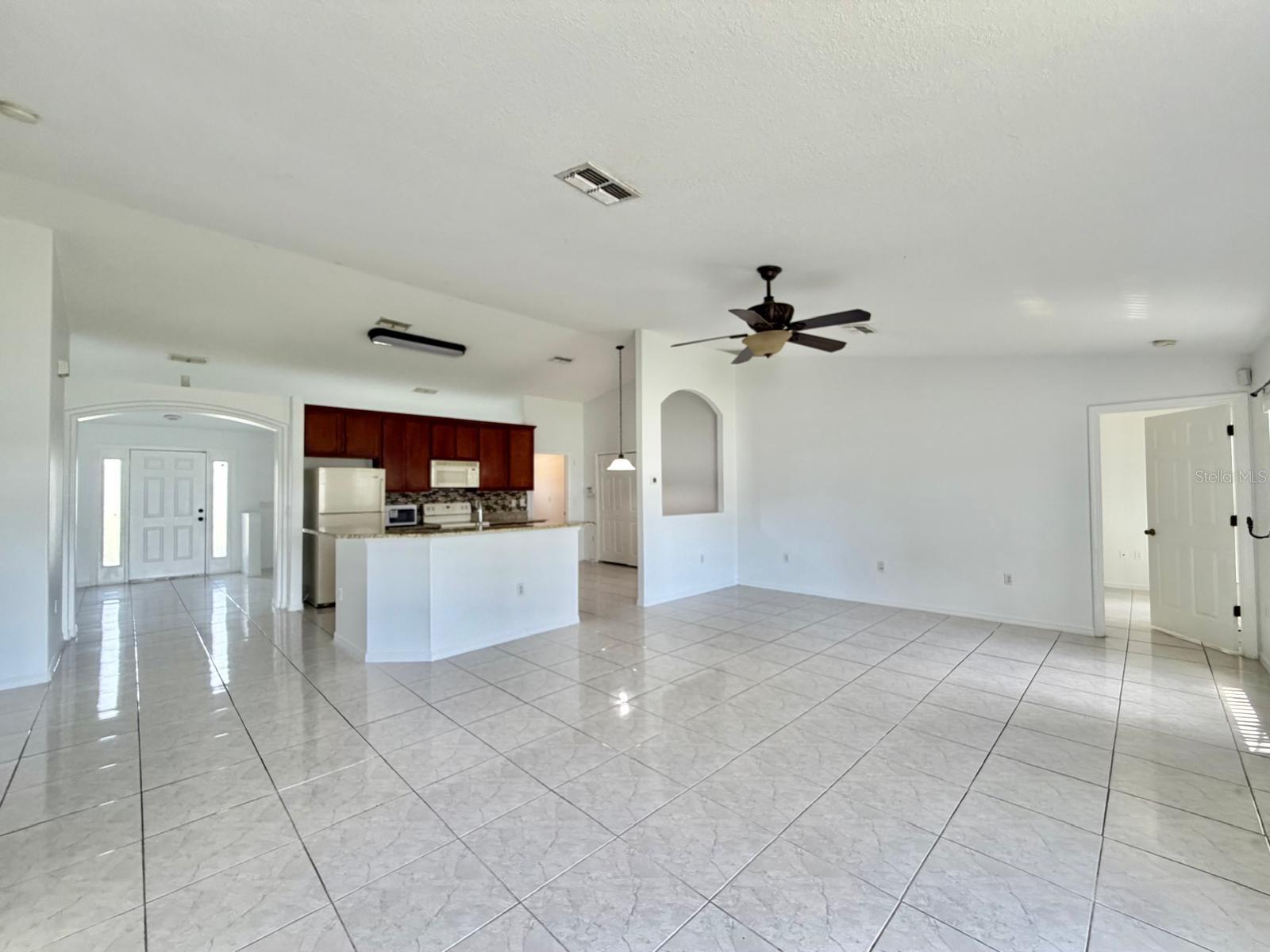 3264 DELTONA BLVD — photo 5