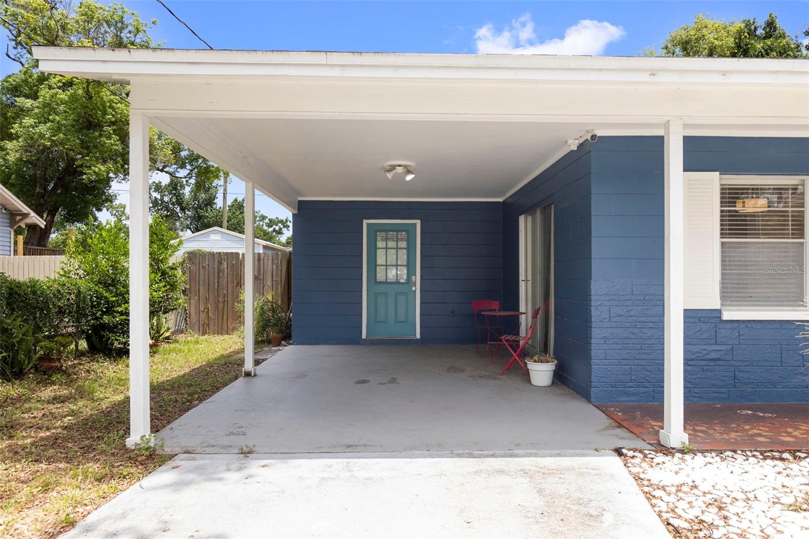 1218 E NEW ORLEANS AVE — photo 6