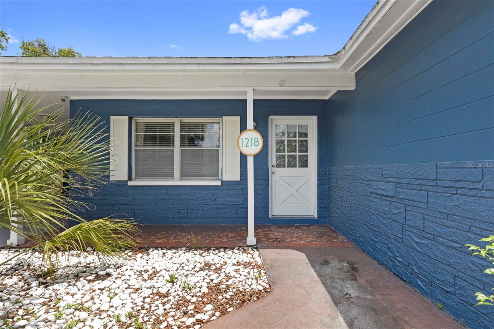 1218 E NEW ORLEANS AVE — photo 10