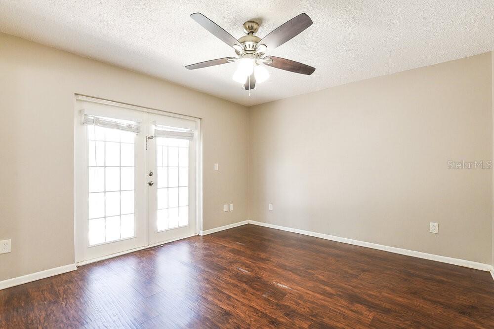 534 S SUNDANCE DR — photo 9