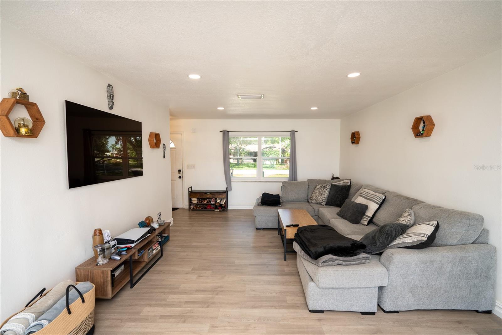 2131 HAINLIN CT — photo 3