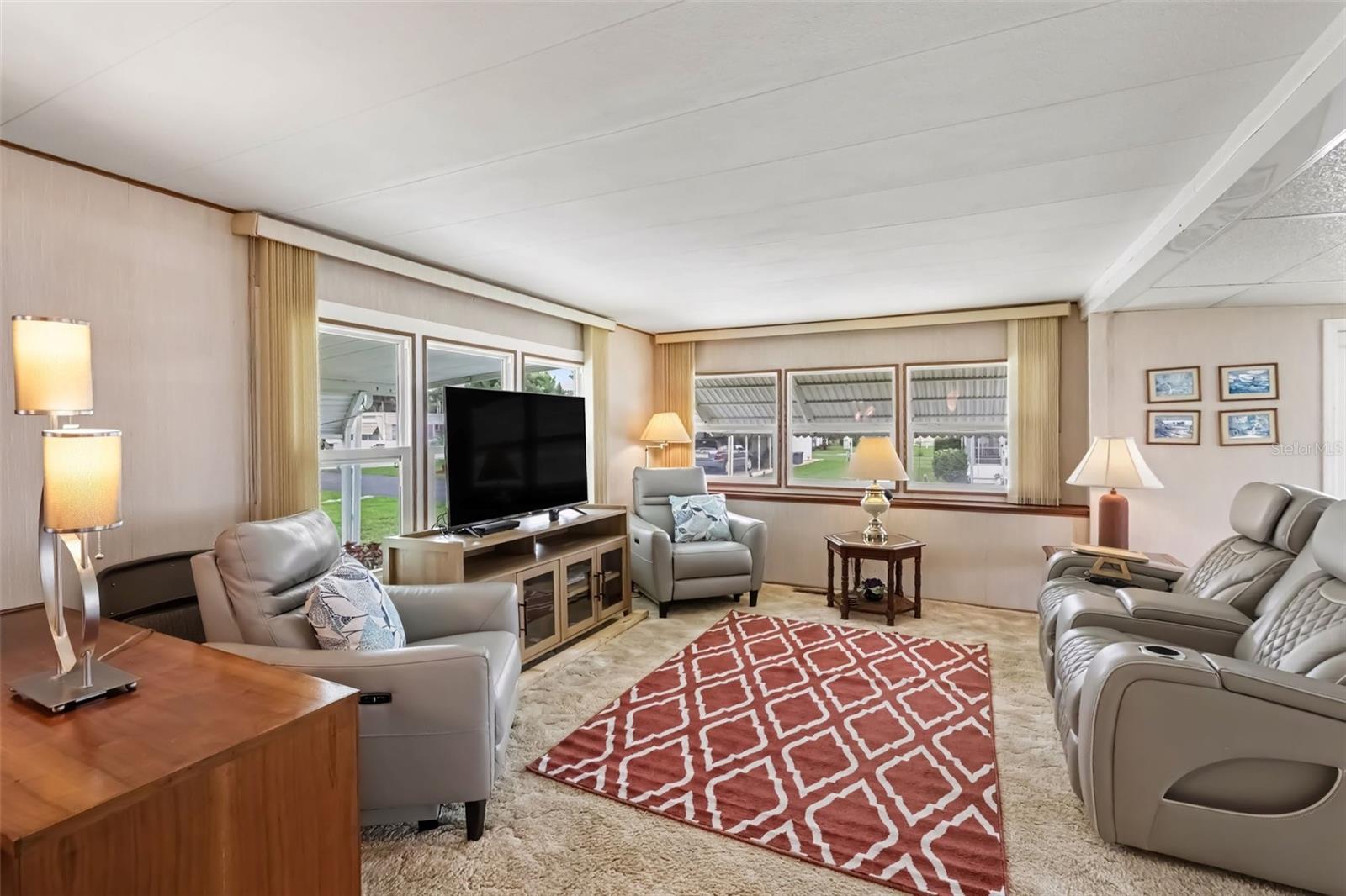 37249 HAMMOND DR — photo 3
