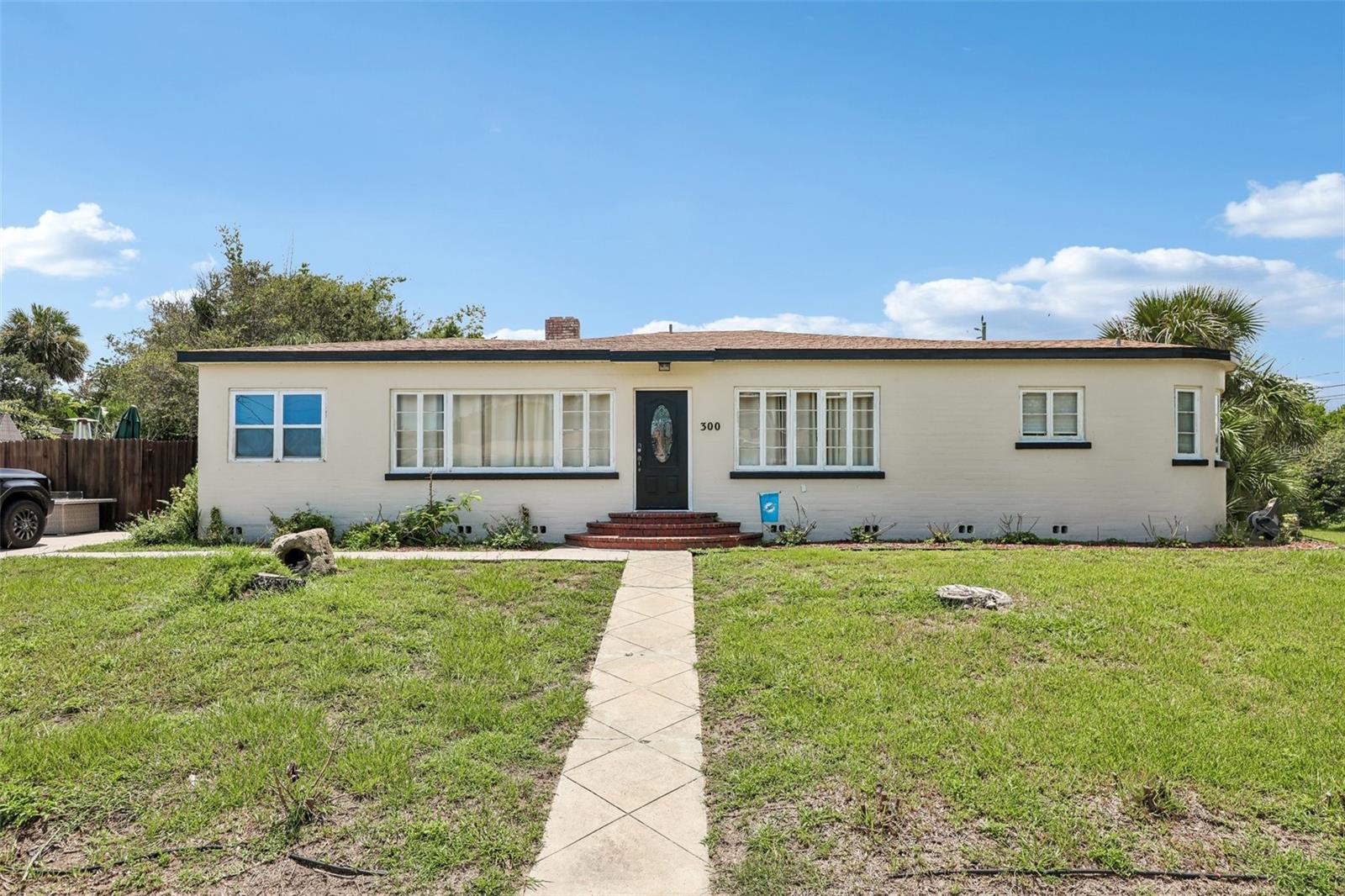 300 REVILO BLVD