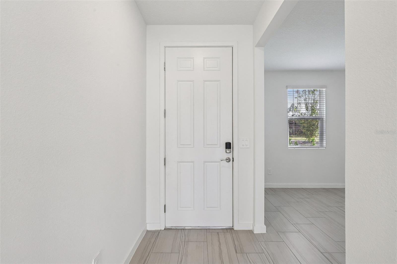 8 GARNI DR — photo 9