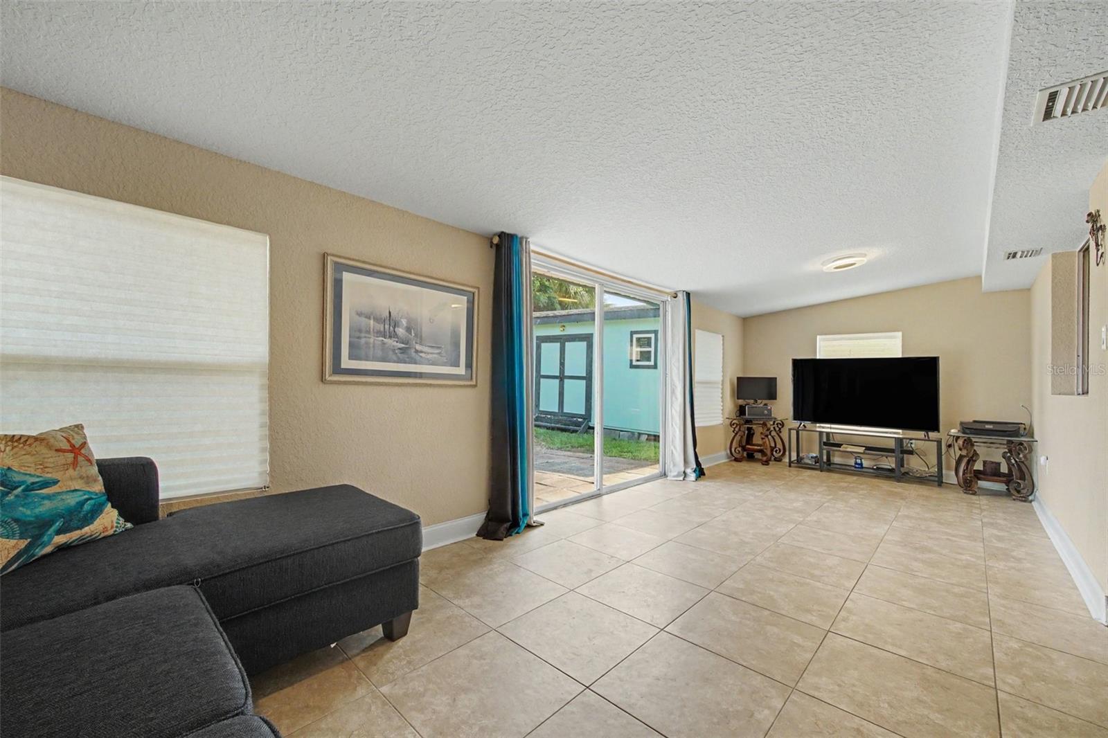 3 CLARK LN — photo 7