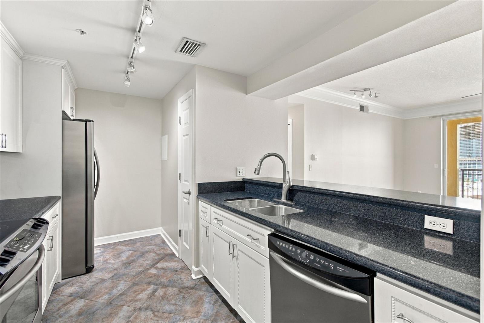 345 BAYSHORE BLVD #1702 — photo 4