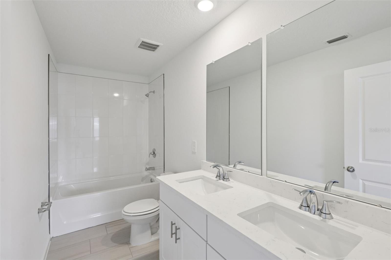 118 WANDERING CREEK WAY — photo 6