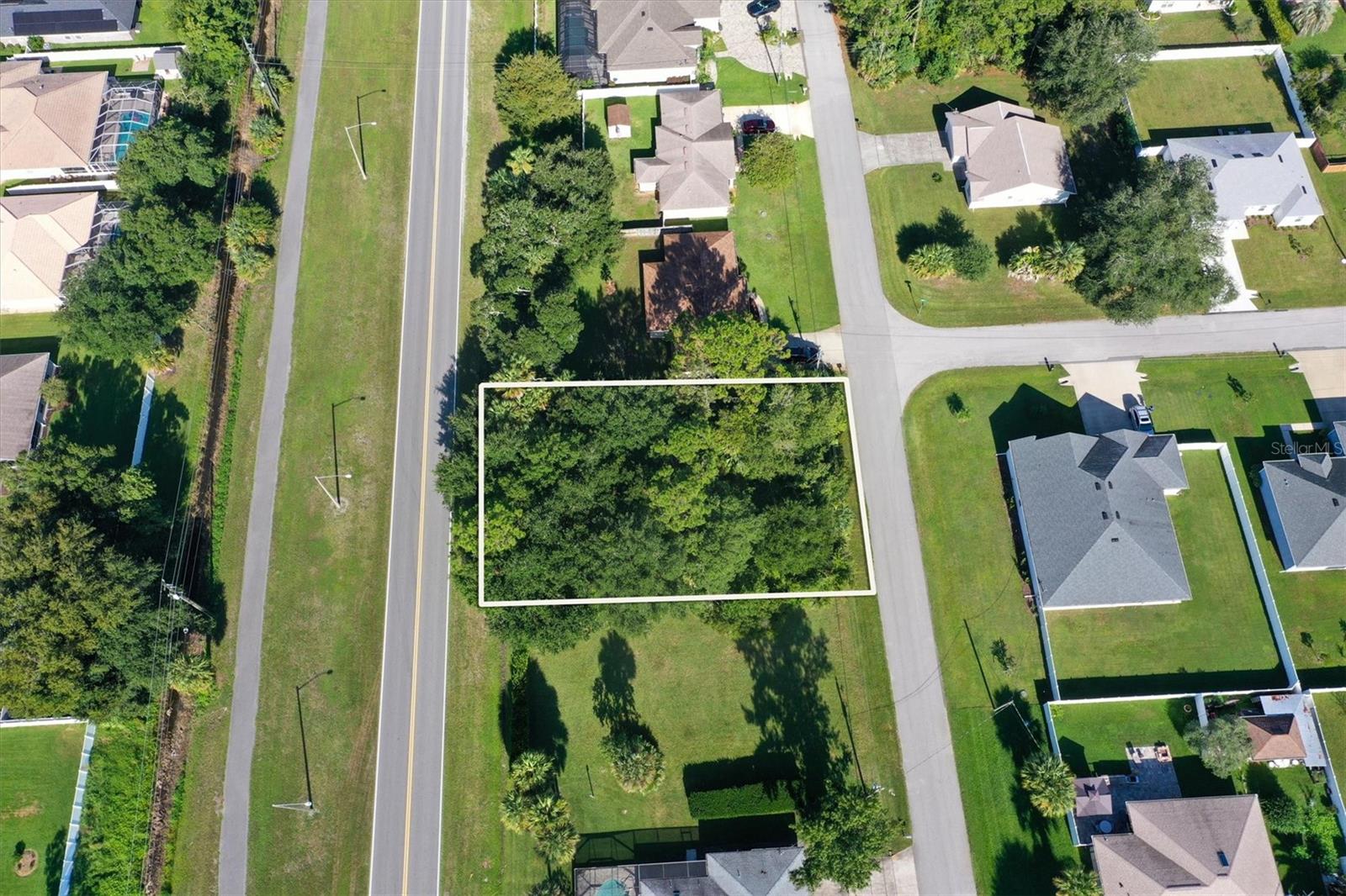 5 LUDLOW LN W — photo 12