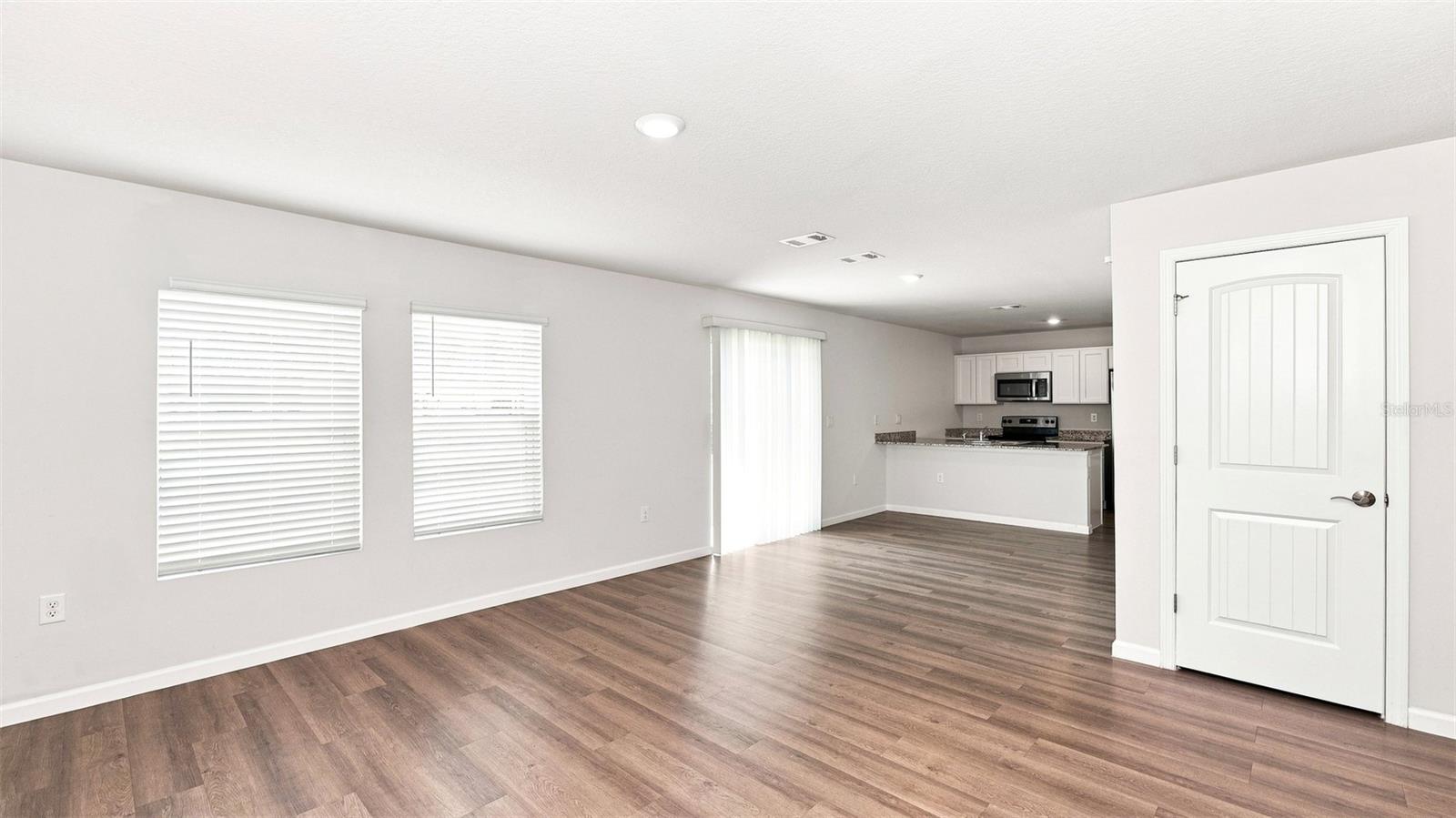 13 ZEBULON PL — photo 3