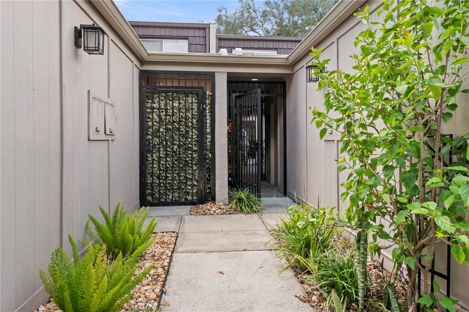 3714 CARROLLBROOK RD — photo 2