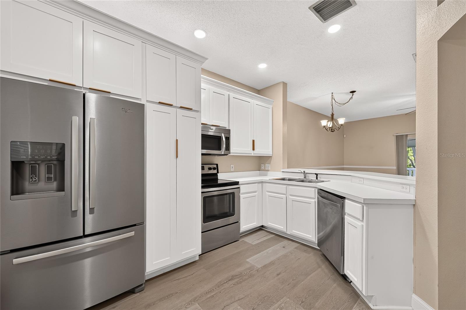 4319 DEERMONT CIR — photo 5