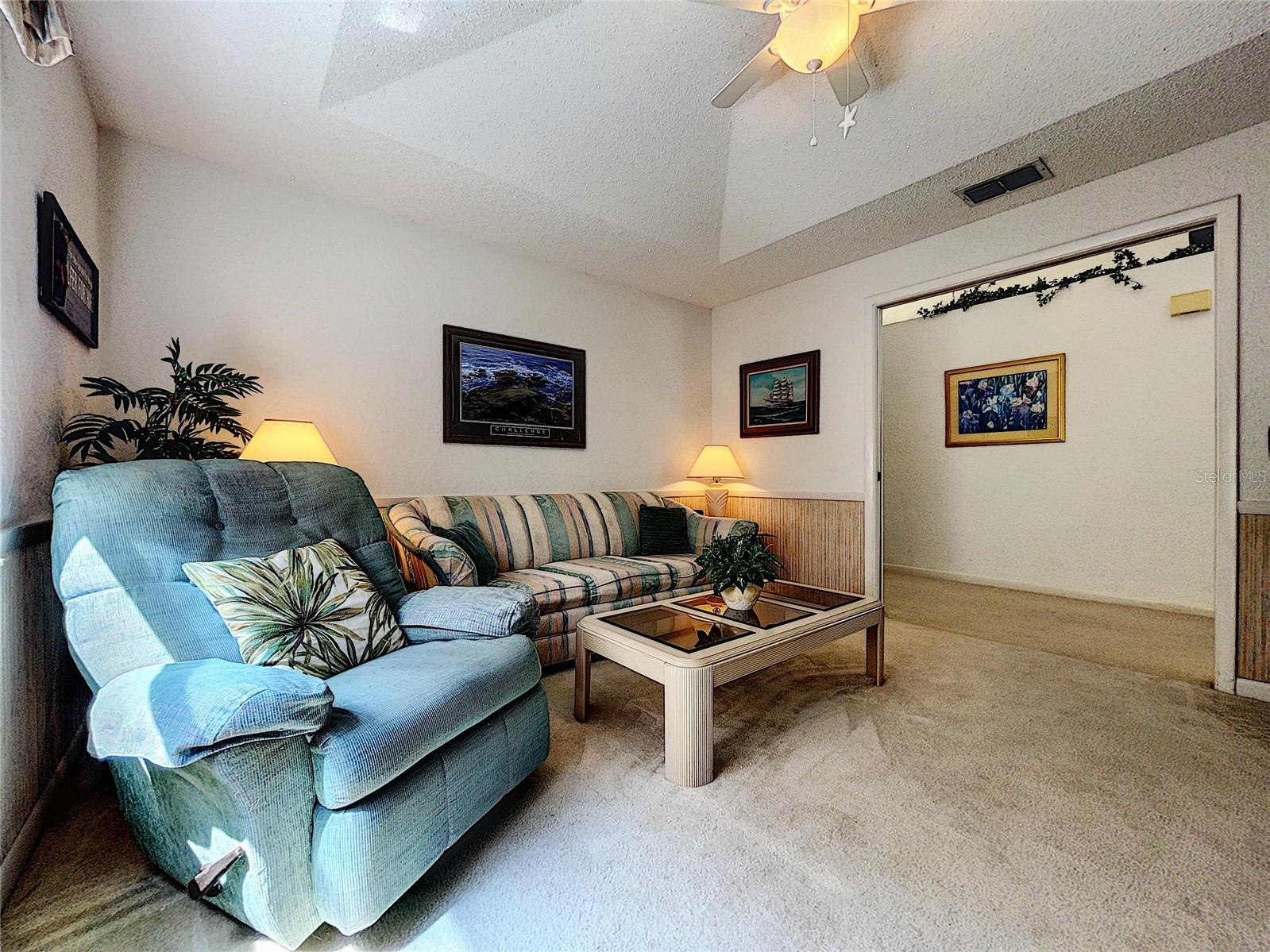 9408 NEW ORLEANS DR — photo 10
