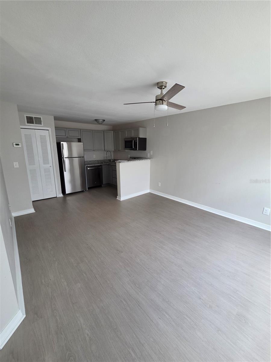 4704 WALDEN CIR #32 — photo 3