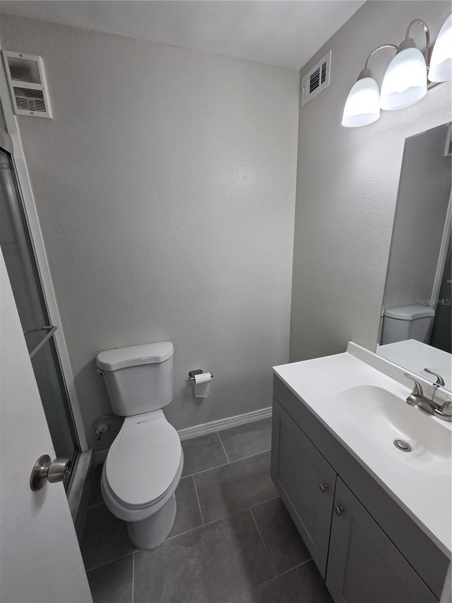 4704 WALDEN CIR #32 — photo 7