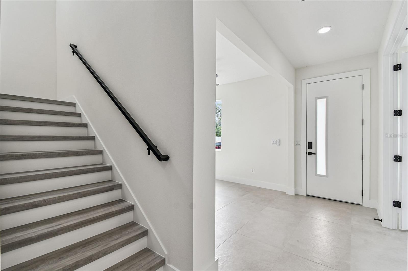 3017 W SPRUCE ST — photo 8