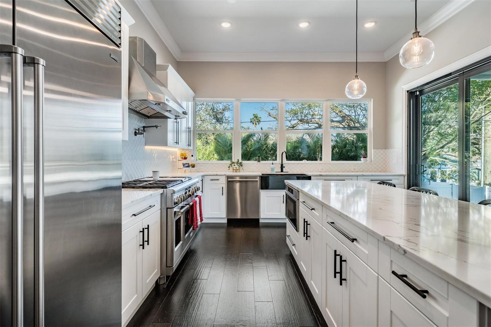 619 DANUBE AVE — photo 11