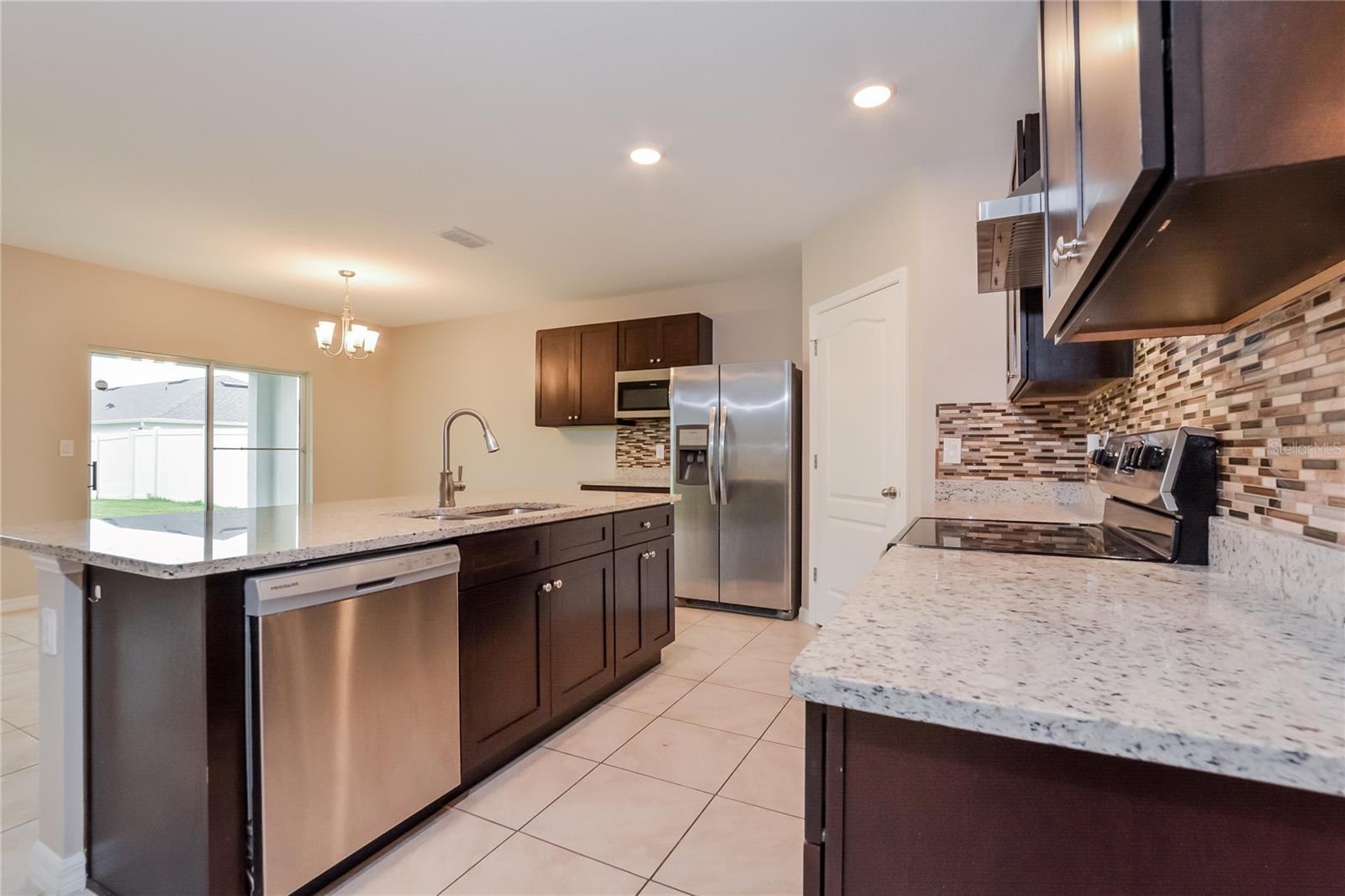 4182 LOOKING GLASS PL — photo 3