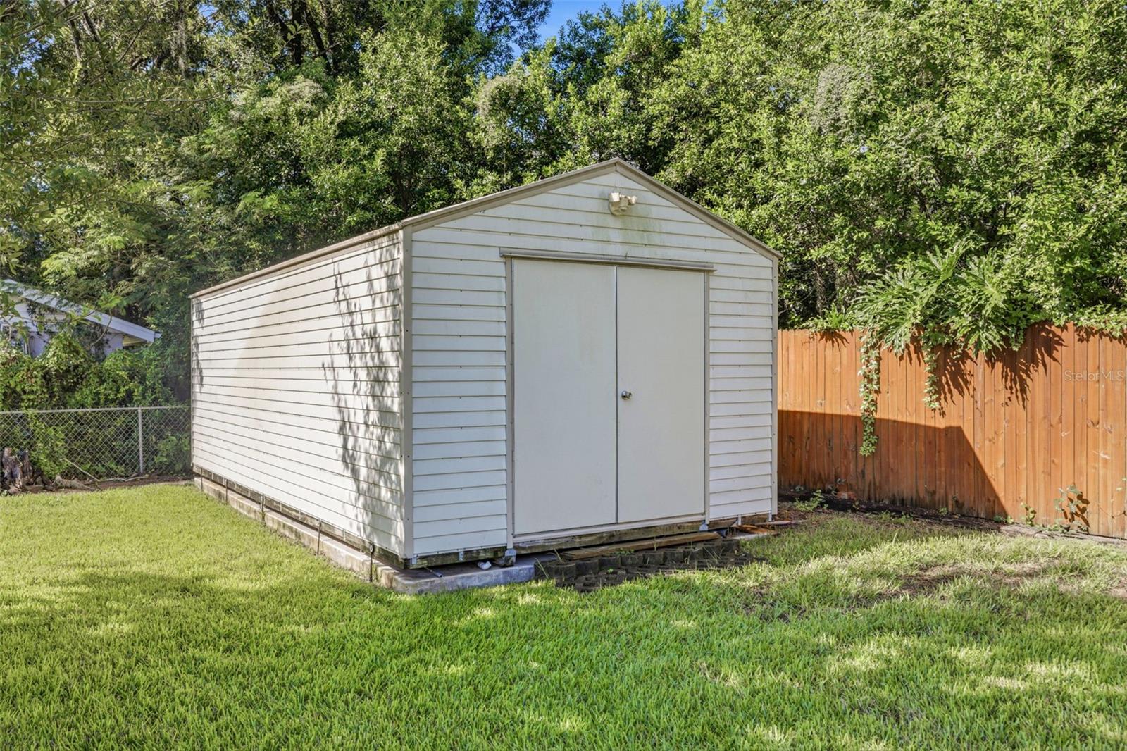11714 N ROME AVE — photo 12