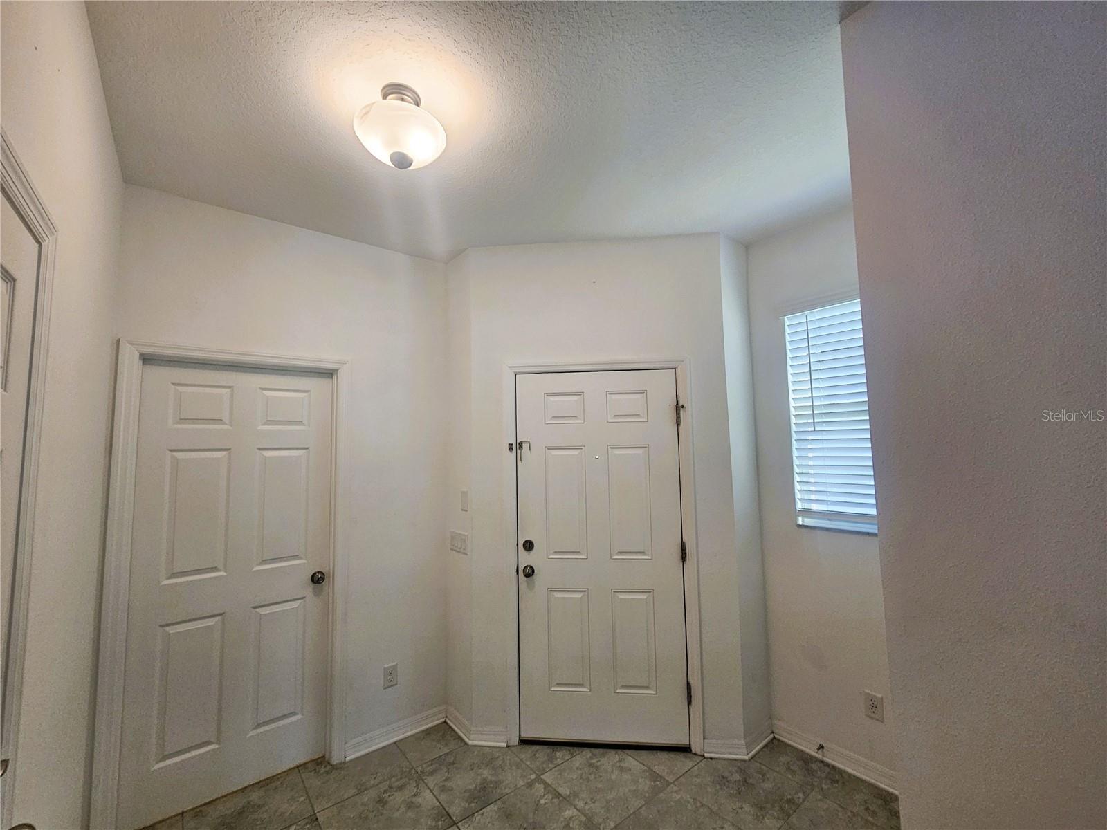 16073 SONOMA GROVE CIR — photo 4