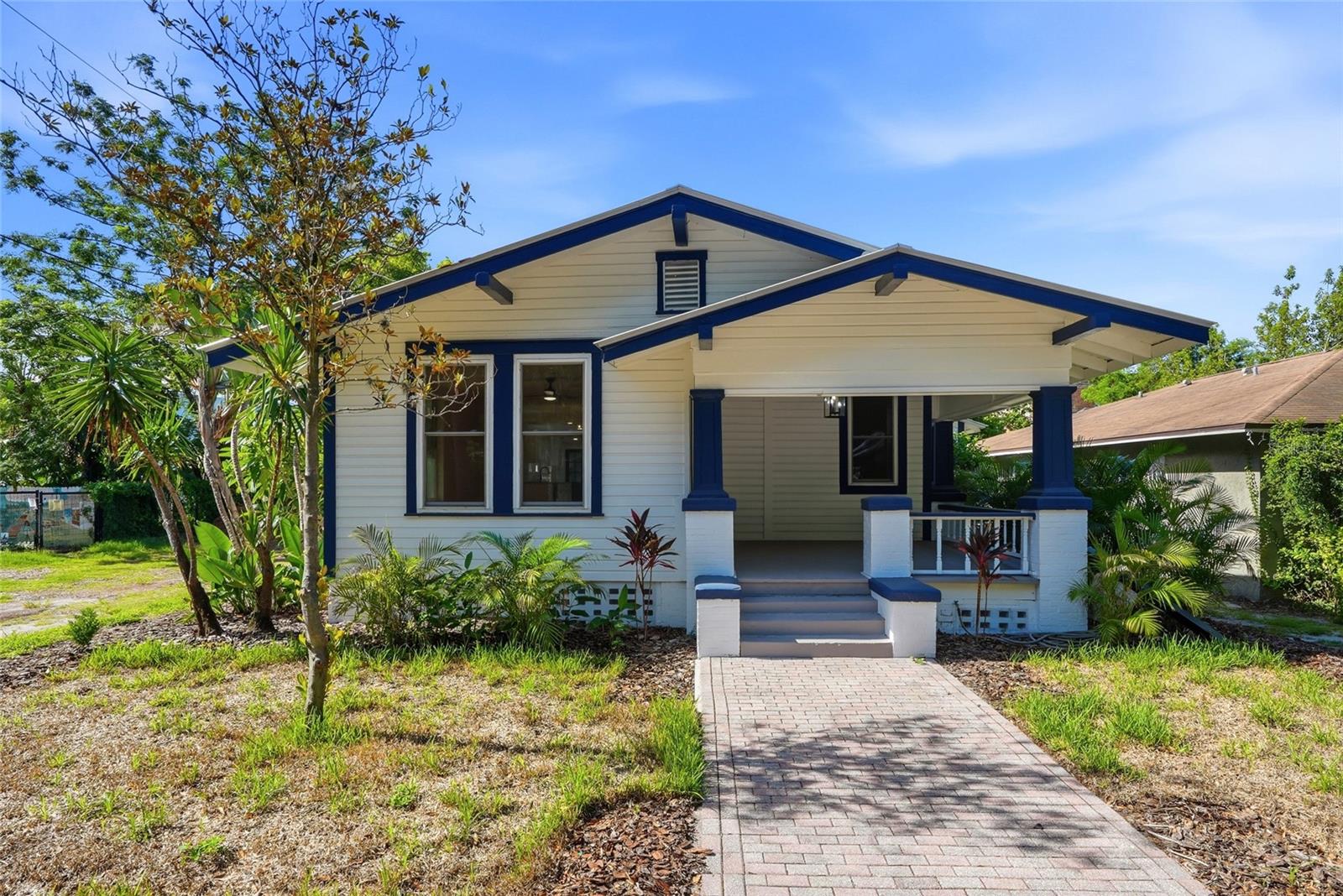511 E FRANCES AVE — photo 3