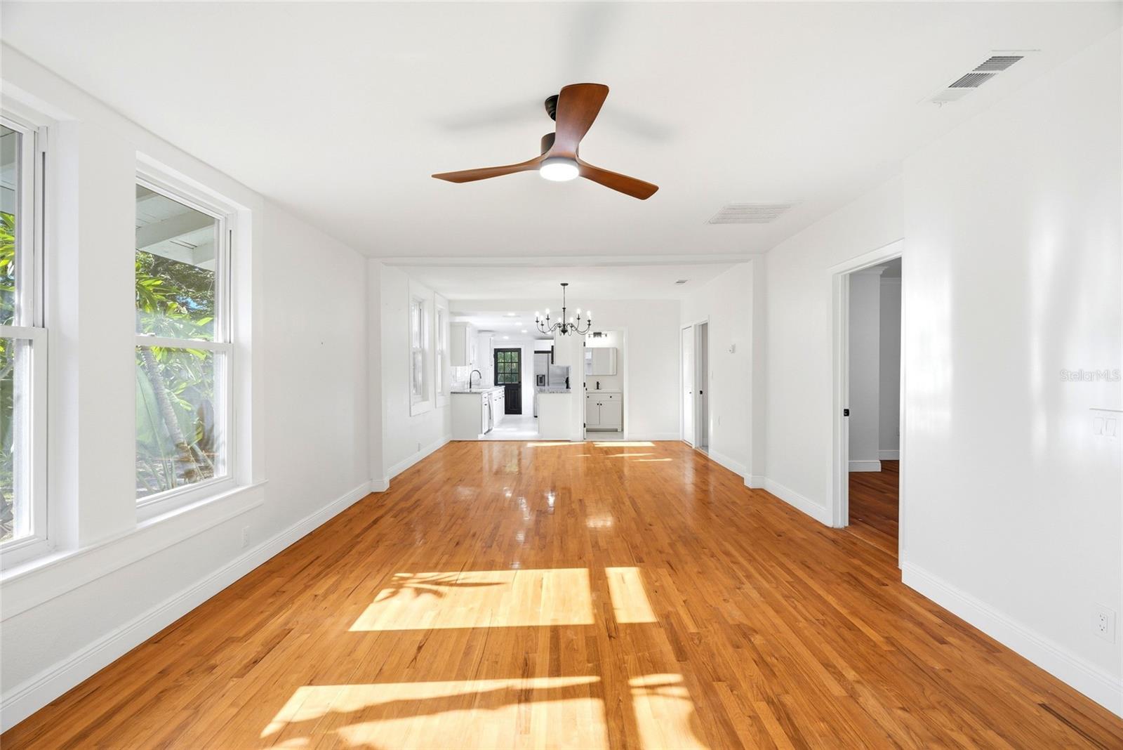 511 E FRANCES AVE — photo 7