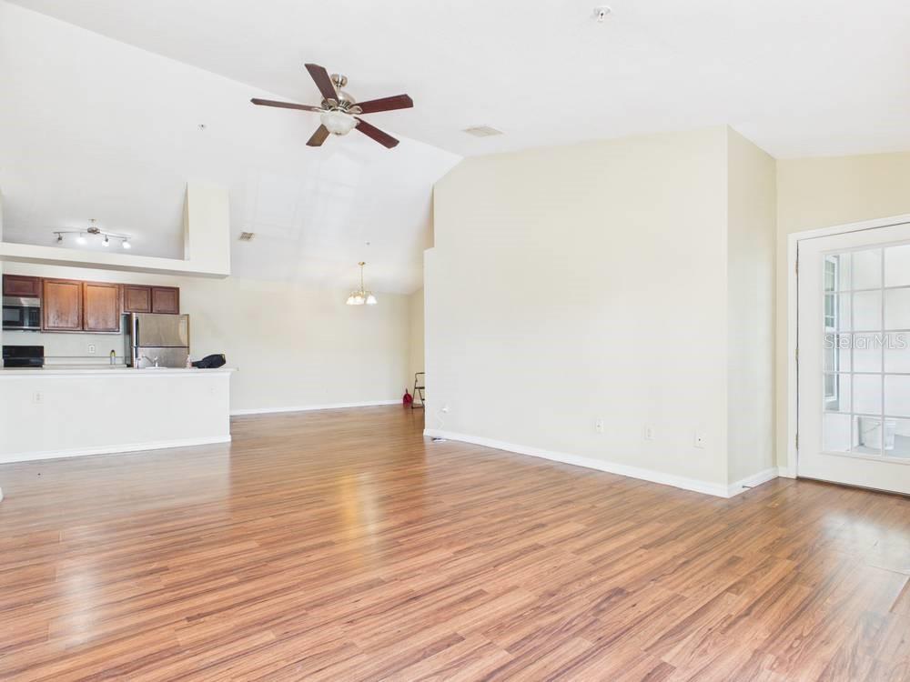 16337 ENCLAVE VILLAGE DR #16337 — photo 2