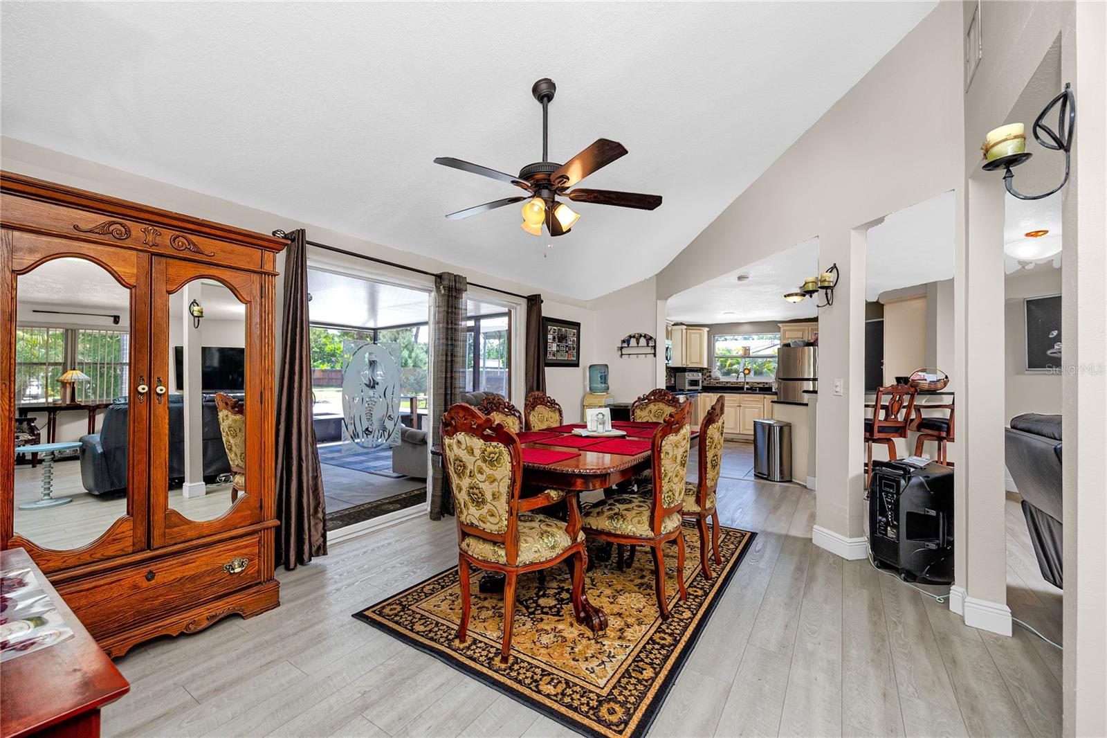 7913 BEASLEY RD — photo 8