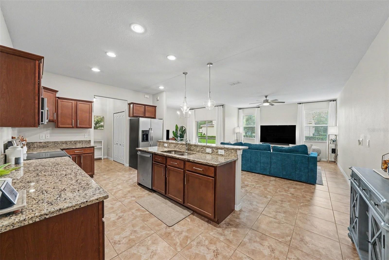 8604 FIDDLELEAF COURT — photo 8