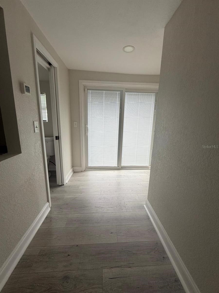 8424 N HIGHLAND AVE — photo 3
