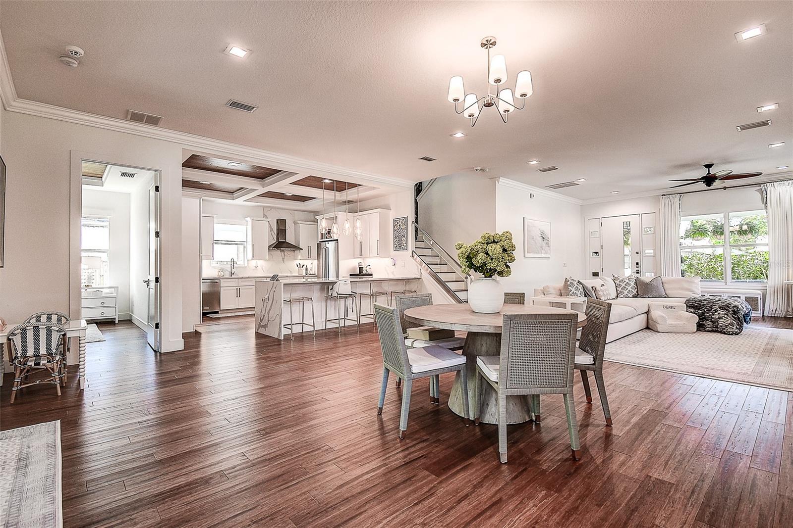 3311 W PAUL AVE — photo 10