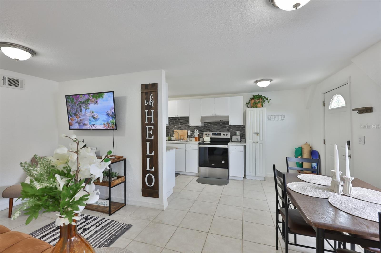 2575 S HIMES AVE #A — photo 12