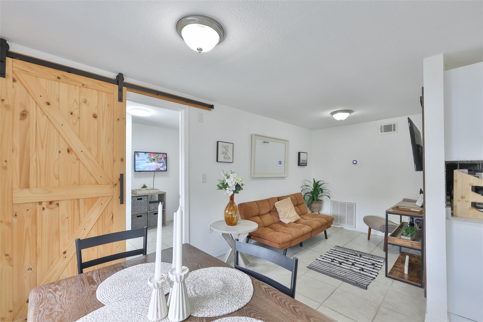 2575 S HIMES AVE #A — photo 9